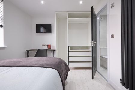 6 bedroom terraced house to rent - Photo 5