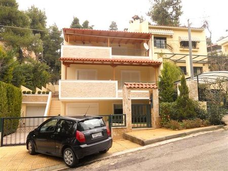 Μεζονέτα για ενοικίαση Κέντρο Δροσιάς (Δροσιά) - Photo 3
