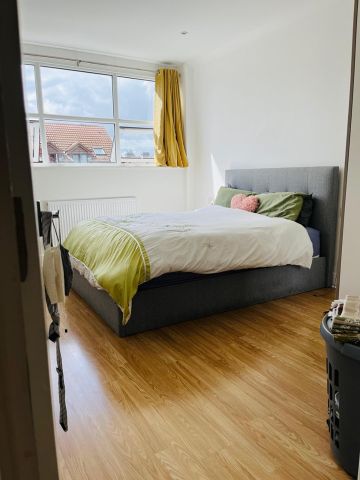 2 Bed Flat, Biscot Road, LU3 - Photo 5