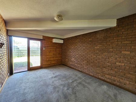Two bedrooms unit ground floor - Photo 3