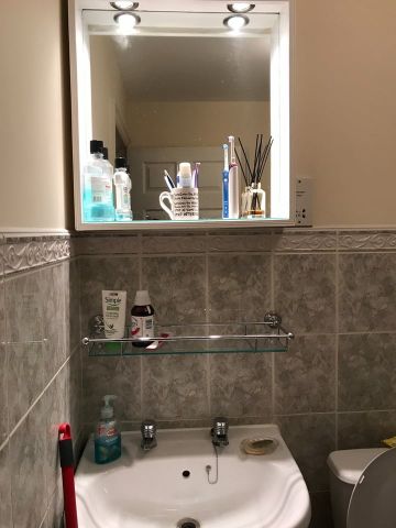 Room in a Shared Flat, Broadway, SW19 - Photo 5