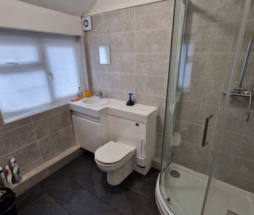 1 bed house / flat share to rent in Belvedere Road, Taunton - Photo 6