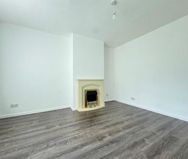 21 Derry Hill, Rathcoole, Newtownabbey, BT37 9JD - Photo 2