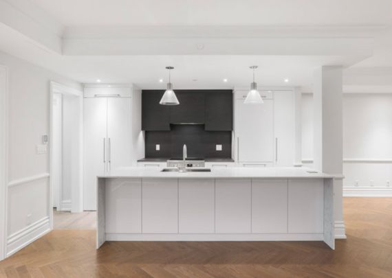 For Lease - 2 Clarendon Avenue Unit# 402, Toronto, Ontario - Photo 1