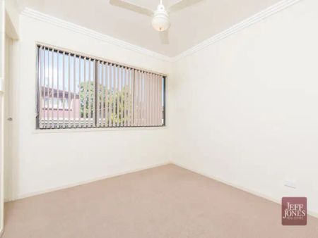 6/127 Ekibin Road, Annerley QLD 4103 - Photo 5