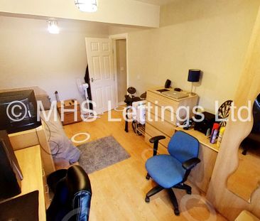 Flat 4, 205 Belle Vue Road, Leeds, LS3 1HG - Photo 1