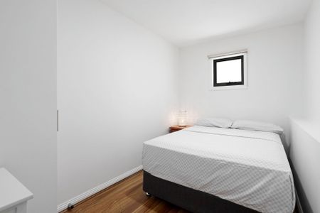 Fully furnished delight! - Photo 2