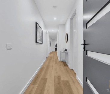 Spacious Family Home with Modern Comfort and Style - Photo 5