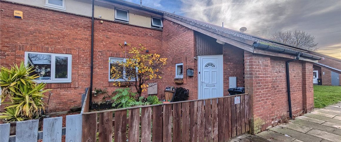 2 bed terraced house to rent in Grange Farm, Coulby Newham, TS8 - Photo 1