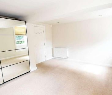 Elton House, Elton Vale Road, BL8 - Photo 1
