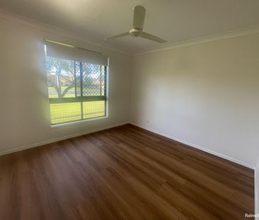 2 BEDROOM LOWSET DUPLEX - BREAK LEASE - Photo 1