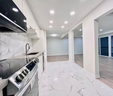 For Lease - 32 Scenic Mill Way, Toronto, Ontario - Photo 2