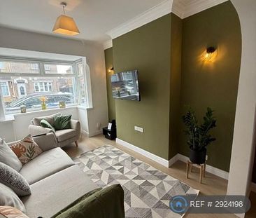 3 bedroom terraced house to rent - Photo 2