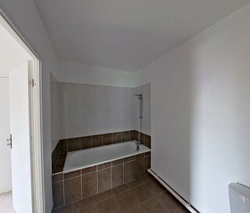 Location Appartement 2 pièces 45m² - Photo 5