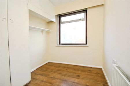 4 bedroom terraced house to rent - Photo 5