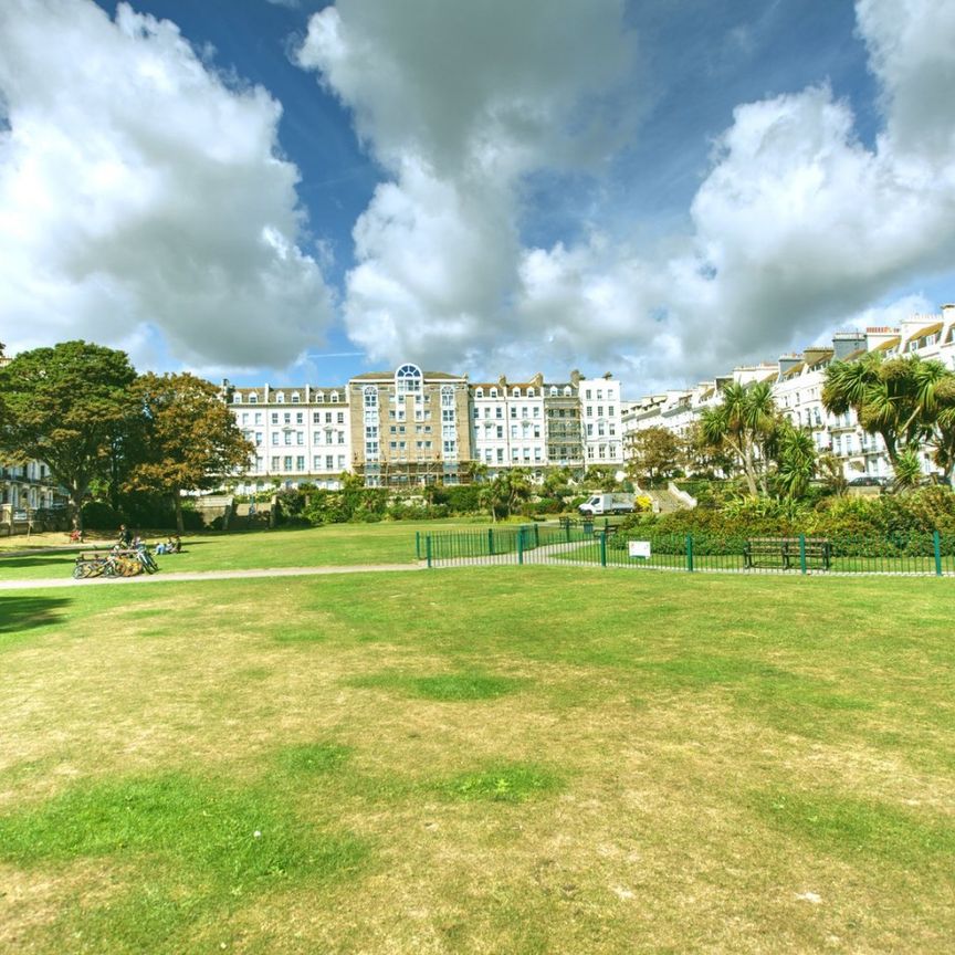 A 1 Bedroom Studio Flat Instruction to Let in St leonards On Sea - Photo 1