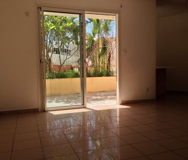 Location Appartement 1 pièce 27m² STE CLOTILDE 97490 - Photo 3