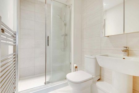 2 bedroom flat to rent - Photo 5