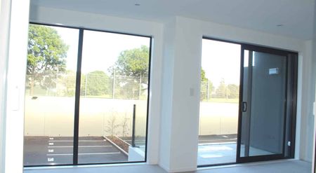 Urban Living with Resort Vibes - Photo 5