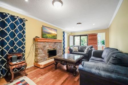 For Lease - 97 Brillinger Street, Richmond Hill, Ontario - Photo 4