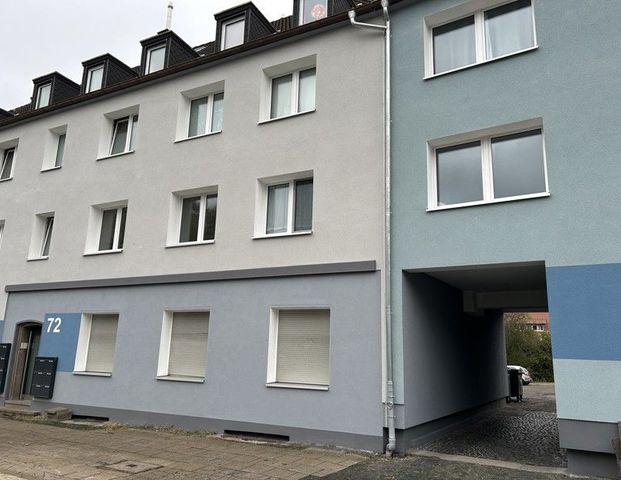 Renovierte 2-Zimmerwohnung in zentraler Lage ab sofort! - Photo 1