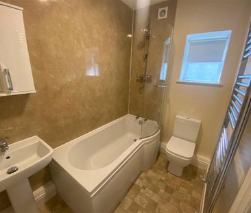 1 bedroom flat to rent - Photo 6