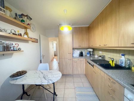 Spacieux appartement de 3,5 pièces avec balcon au cur d'Yverdon-les-Bains - Foto 5