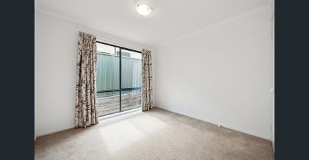 Spacious & Surprisingly Large 4-Bedroom Family Home - Photo 4