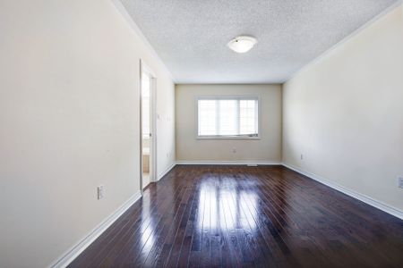 For Lease - 41 Spruce Pine Crescent, Vaughan, Ontario - Photo 4