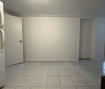 9 Lamont Avenue #Basement N - Photo 4