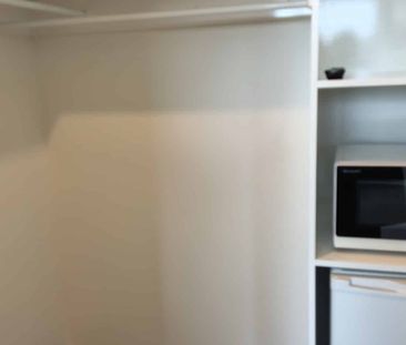 1 Bedroom & Ensuite - Hillcrest - Photo 5
