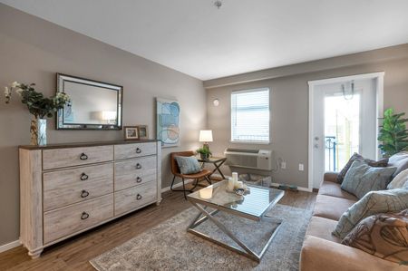 Two Bedroom Two Bath - Photo 2