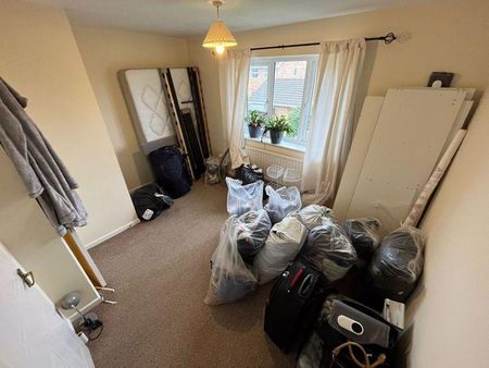 2 bedroom terraced house to rent - Photo 4