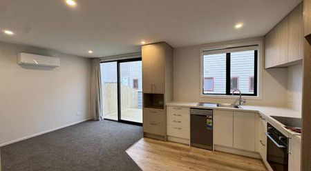 MOVE IN BEFORE CHRISTMAS - WHAT A FABULOUS END TO THE YEAR - Photo 2