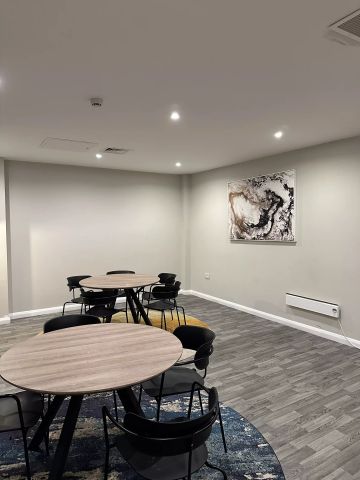 Premier Luxe Studio - Photo 4