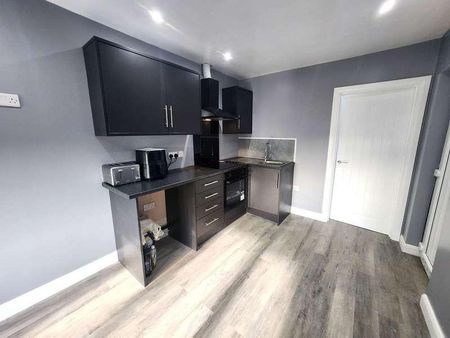 Bridgnorth Road, Wollaston, Stourbridge, DY8 - Photo 3