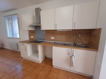 Location appartement 4 pièces, 75.32m², Sète - Photo 3