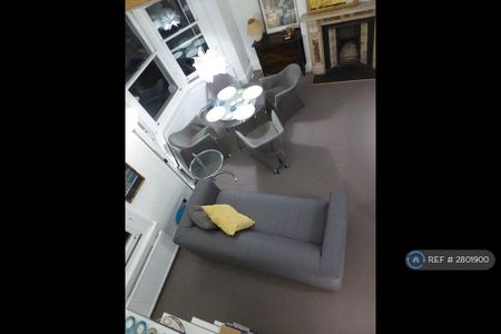 2 bedroom maisonette to rent - Photo 3