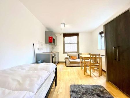 Kilburn High Road, London, NW6 - Photo 4