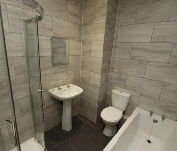 3 bedroom terraced house to rent - Photo 6