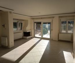 Μεζονέτα για ενοικίαση - Πανόραμα, - Photo 1
