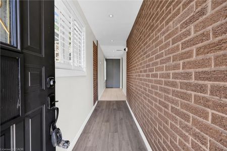 For Lease - 3347 Hannibal Road, Burlington, Ontario - Photo 2