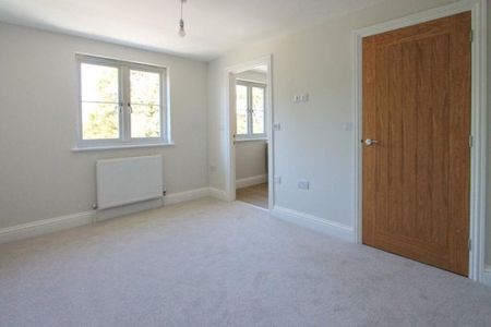 Burwash - Photo 4