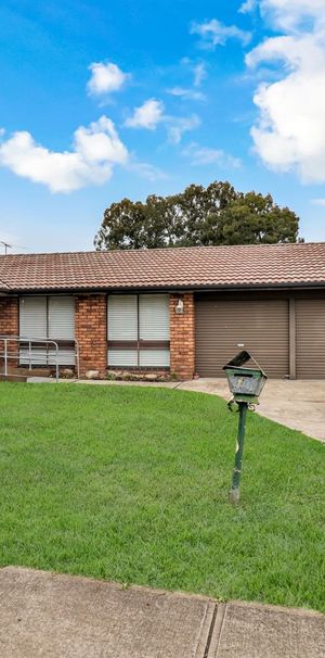 Large 3 bedroom home - Photo 2