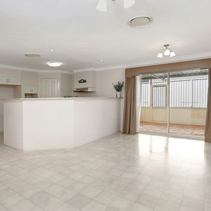 51 Wrights Road, Castle Hill. - Photo 1