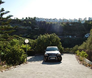 DETACHED VILLA FOR WINTER RENT SITUATED IN THE FRIGILIANA COUNTRYSIDE - Photo 2