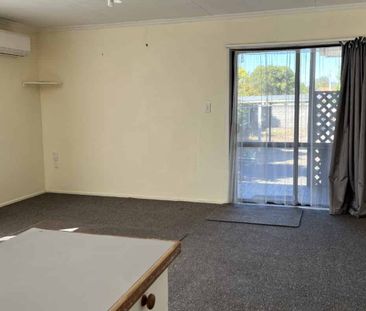MASTERTON - 2 BEDROOMS - Photo 4