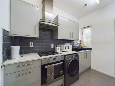 1 bedroom property to rent - Photo 5