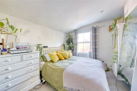 3 bedroom apartment to rent - Photo 5