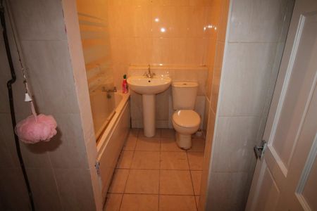 Benwell Close Benwell Grange Newcasltle Upon Tyne - Photo 5